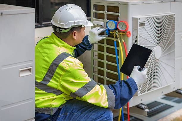 Professional Heat Pump Repair technician working in Williamstown, NJ